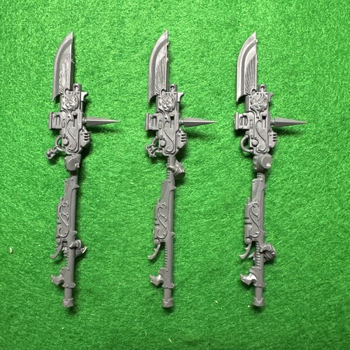 Warhammer 40k adeptus custodes - warhammer,