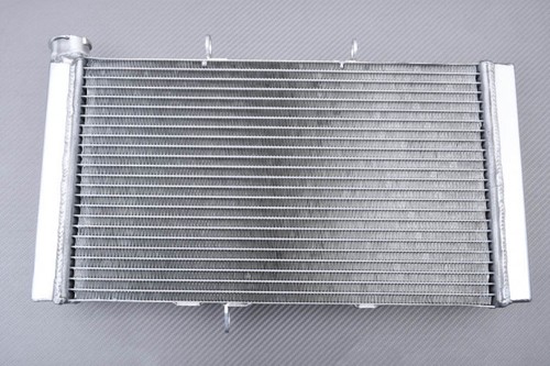 Radiateur eau type - d,