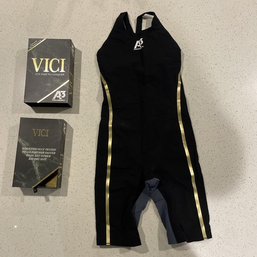 Team vici costume - costume, bagno
