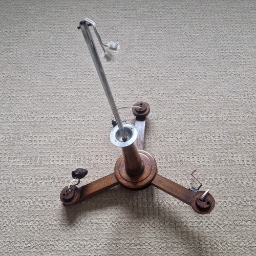 Lovely vintage arm - lovely,