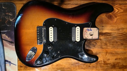 Corpo stratocaster fender mim - corpo,