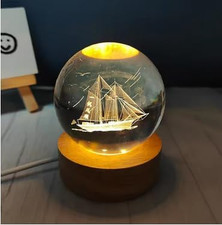 Luce Notturna Sfera Di Cristallo Barca a Vela Incisa Al Laser 3D – Lampada LED O