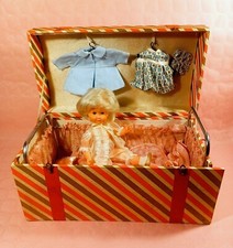 Doll nel BAULE -lettino + vestiti- 50s fashion bambola d'epoca bonomi furga