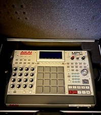 Akai MPC Renaissance con