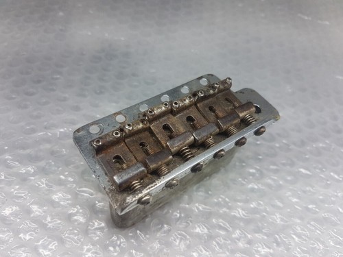 Fender stratocaster tremolo - fender,