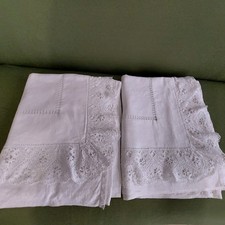 2  lenzuola sopra per letto