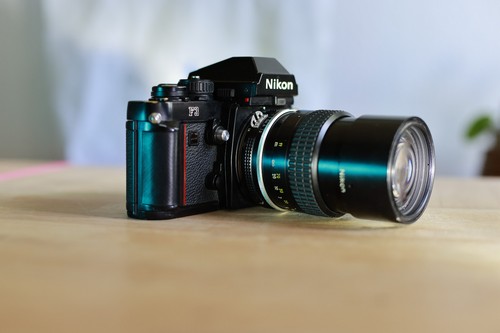 Nikon nikkor 135 - f3, |