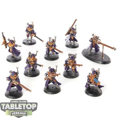 Adeptus mechanicus 10 - adeptus,