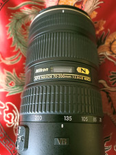 Nikon Nikkor 70-200 mm f/2.8