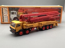 Camion modello 1:50 Conrad