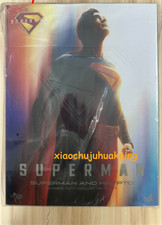 Modellino giocattolo Hot Toys MMS812 Superman Superman & Krypto 1/6 2025