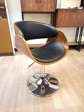 Sedia di design, girevole, regolabile in altezza, ecopelle e legno, stile urban