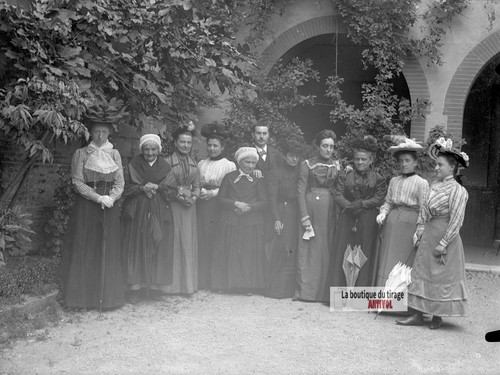 Groupe cortile piastra - groupe, in