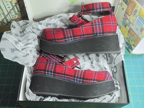 Demonia platform mary janes - demonia,