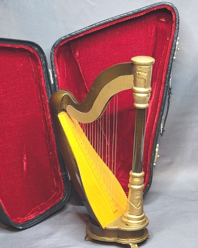 Arpa replica fatta mano da - a,