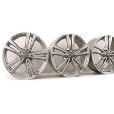 Cerchi in lega Audi A3 S3 18 ORIGINALI 8V0601025AJ