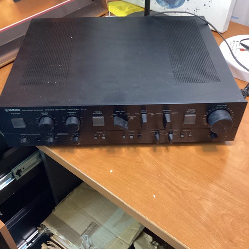 Preamplificatore precomando