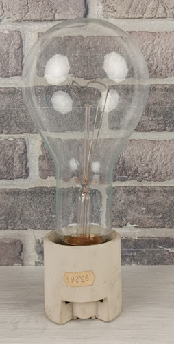 Lampada con zoccolo alta 24 - con,