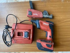 Avvitatore per cartongesso Hilti SD 5000-A22 + Batterie B2,6+ Caricatore +SMD 57