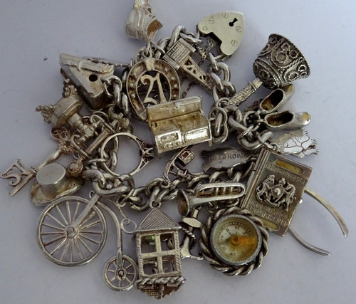 Bracciale charm vintage
