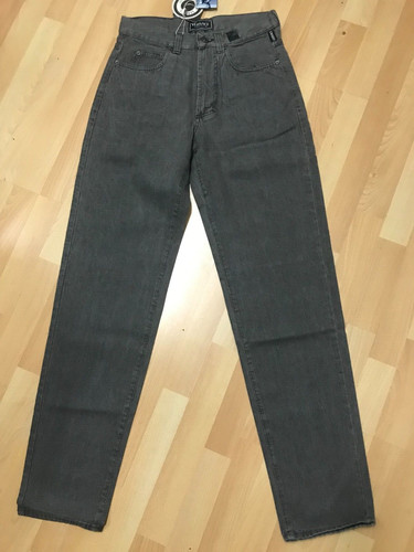 Jeans nuovo con etichette