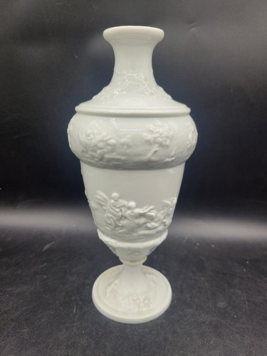 Antico vaso decanter scena