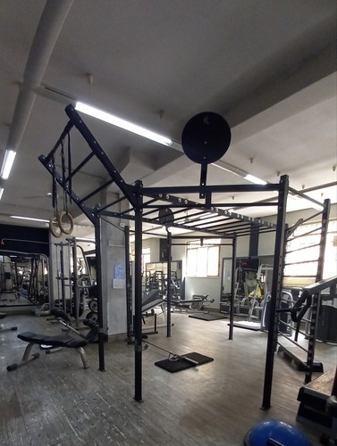 Attrezzi palestra usati - attrezzi,