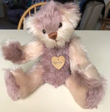 Raro orsacchiotto primavera