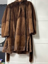 Pelliccia di Lapin pelo lucido simile al Visone Tg 44 (occasione  ottobre 2023)
