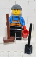 Lego twn123a operaio pista ghiaccio villaggio invernale Town 2010 set 10216