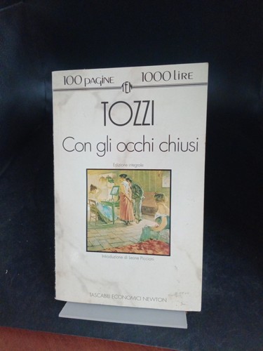 Con gli occhi chiusi tozzi - con,