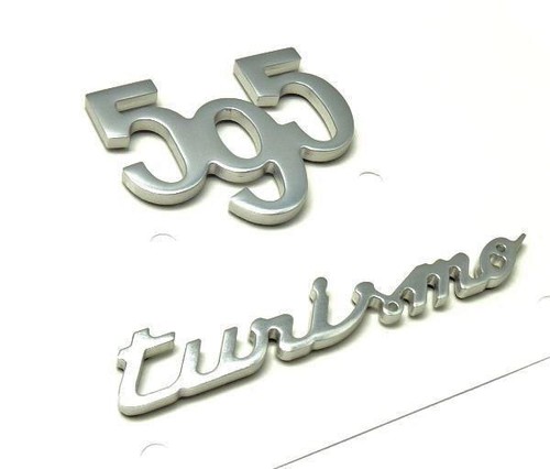 Distintivo posteriore 500