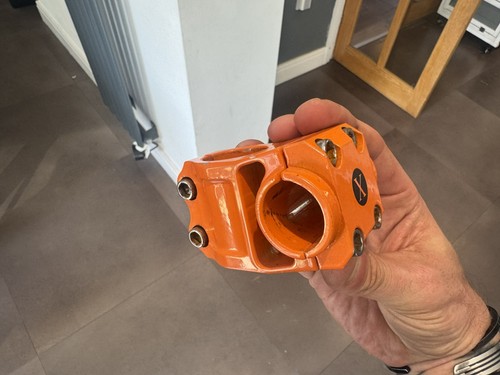Planet cnc azonico stile - x,