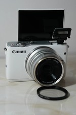 Canon EOS M10 fotocamera digitale mirrorless 18,0 megapixel con obiettivo EF-M 15-45 mm bianco