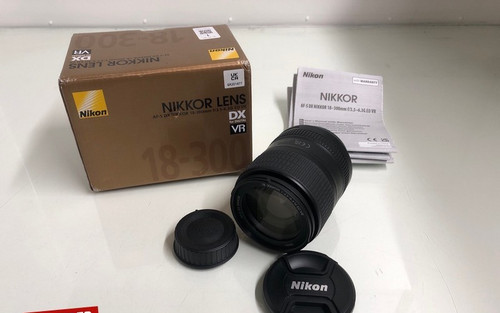 Nikon nikkor 18 300mm - af-s, dx