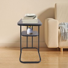 Tavolino a forma di C