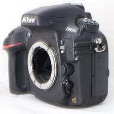 Corpo Nikon D800E con 3578