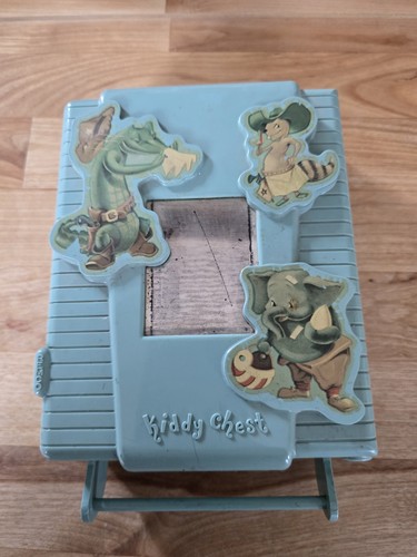 Cassettiera giocattolo vintage