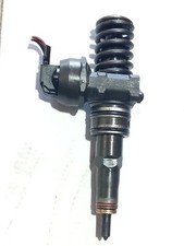 INIETTORE POMPA  VOLKSWAGEN GOLF 5 1.9 TDI, CODICE : 038130073AG --- BOSCH