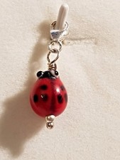 Ciondolo in argento 925 con piccola coccinella e gancio (1 sola!)