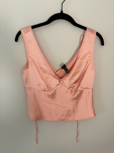 Crop top nuovo con etichetta