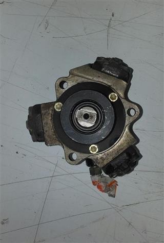 Pompa meccanica carburante - pompa,