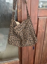 Borsa Leo Tote Style Hobo