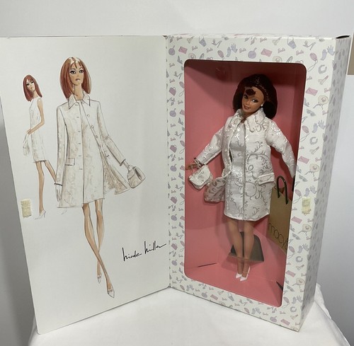 Barbie 1996 city shopper doll - city,