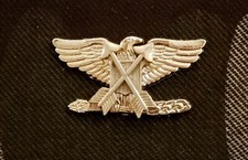 Spilla cappello sciabole insegna ufficiale colonnello freccia forze speciali US Army Cav
