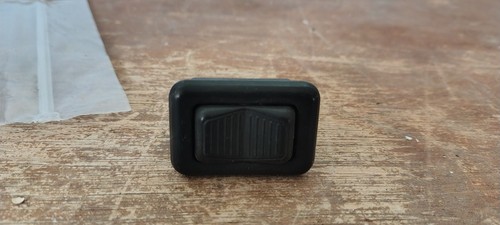 Interruttore alza vetro per