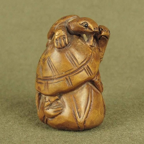 Vecchio ciondolo intaglio