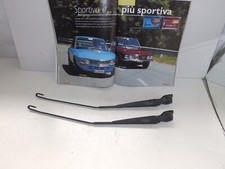 LANCIA BETA MONTECARLO DEL 81 - BRACCI TRGICRISTALLO DX E SX NERI Cm 45 ARMAN