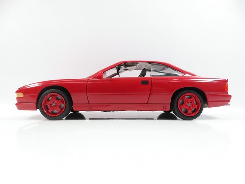 Revell bmw 850 - 1:18, csi
