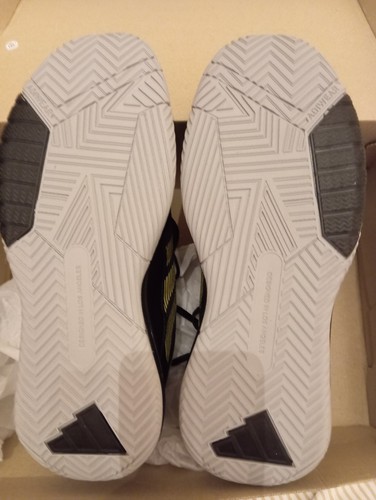 Vedo scarpe adidas - vedo,